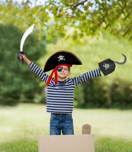 Hak-pirata-z-materialowym-mankietem-1.jpg