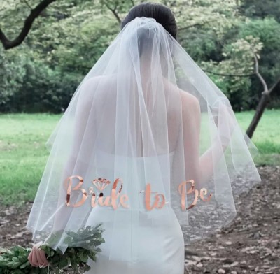 Welon Bride to Be na wieczór panieński, biały