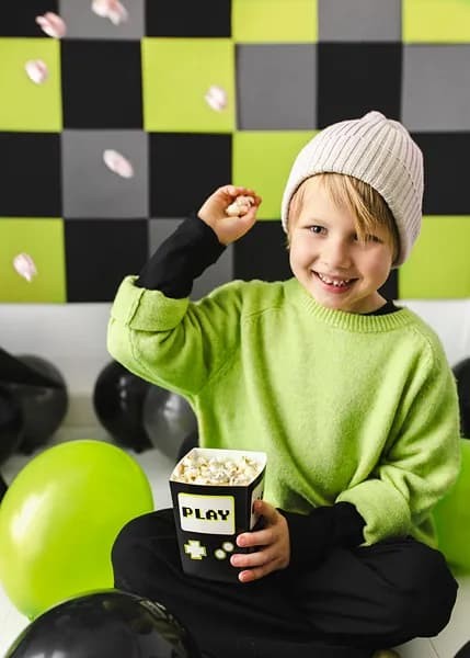 pudelka-na-popcorn-play-gamer-6szt-2.jpg