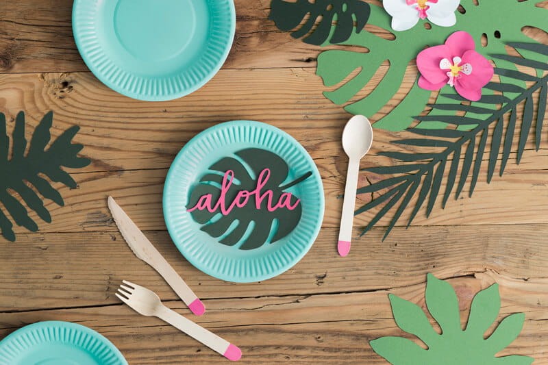 Liść monstery dekoracja na stół