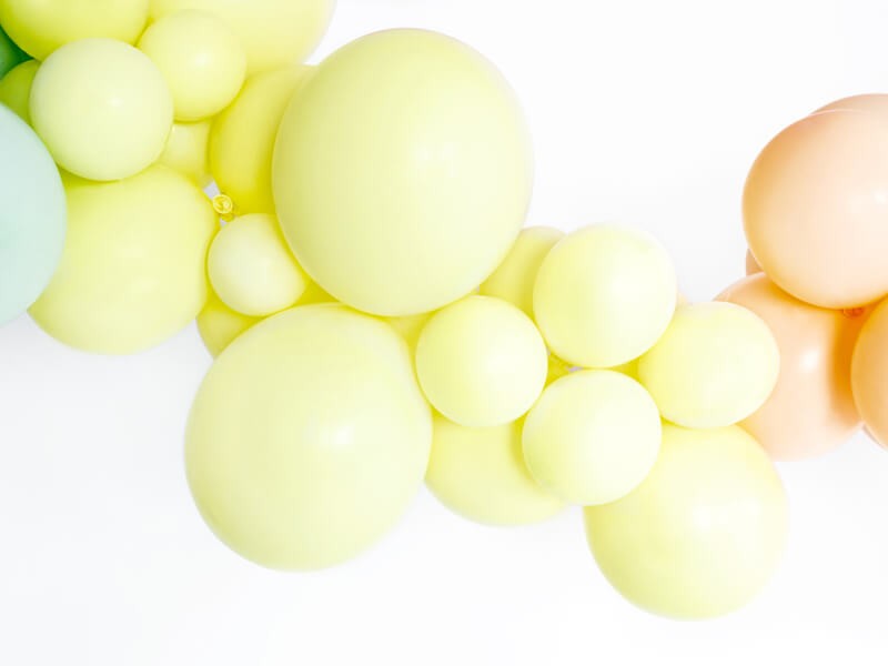 Balony pastelowe w kolorze jasnożółtym