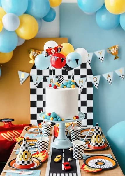 balonowy-topper-na-tort-auta-wyscigowe-29cm-1.jpg