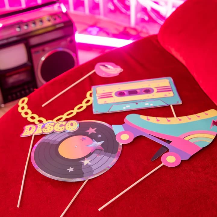 rekwizyty-akcesoria-do-zdjec-kolorowe-retro-disco-18szt-5.jpg