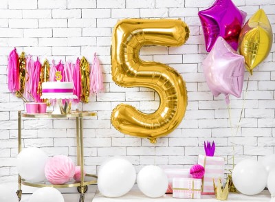 Złoty balon cyfra 5 duża