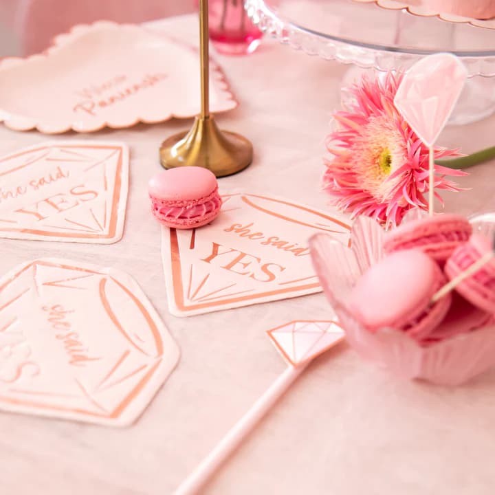 serwetki-papierowe-wieczor-panienski-bride-to-be-diament-10szt-1.jpg