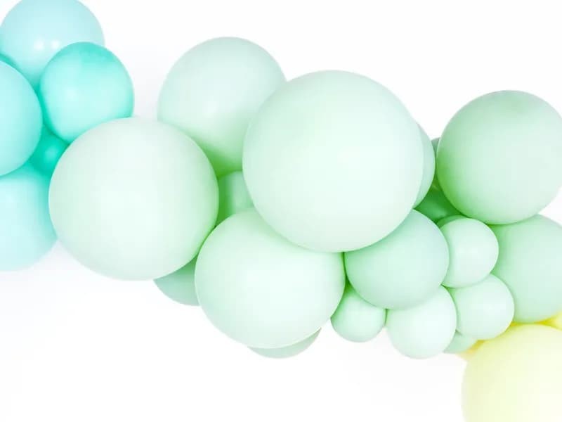 balony-pastelowe-zielone-pistacjowe-strong-12cm-1.jpg