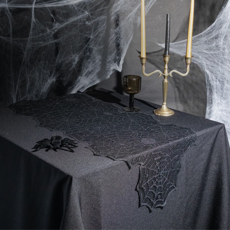 bieznik-koronkowy-pajeczyny-halloween-czarny-45x183cm-5.jpg