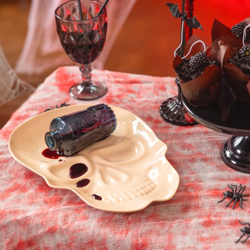 dekoracja-halloween-zakrwawiony-obrus-76x300cm-2.jpg