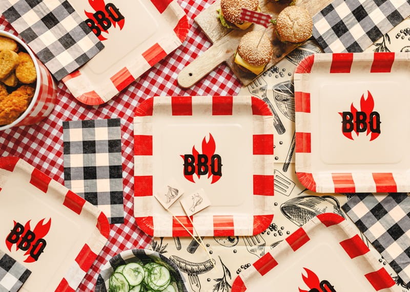 talerzyki-papierowe-kwadratowe-kratka-grill-bbq-barbecue-6szt (2).jpg