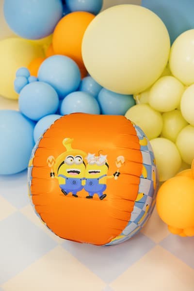 balon-foliowy-pilka-minionki-1.jpg