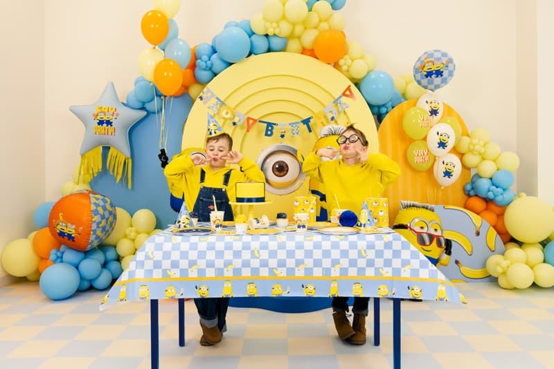 balon-foliowy-pastylka-minionki-2.jpg