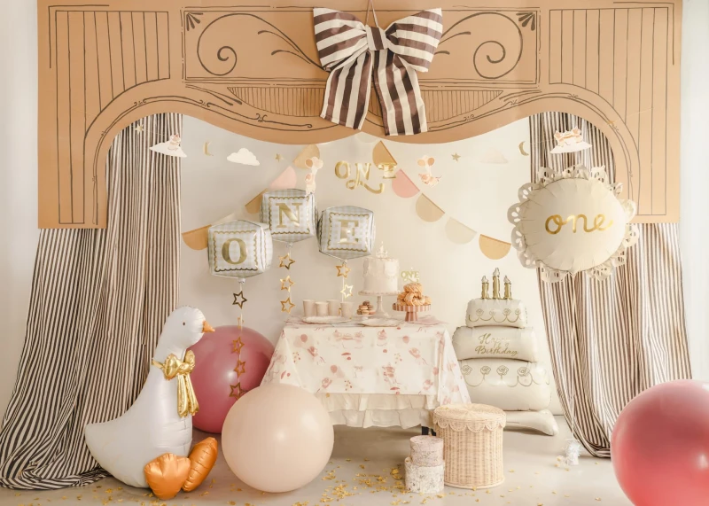 balony-na-roczek-one-kostki.jpg