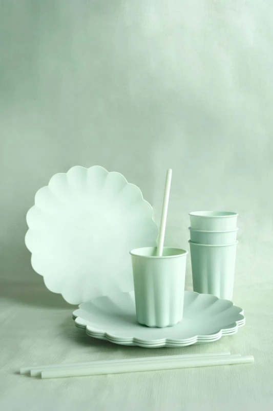 zielone-slomki-plastikowe.jpg