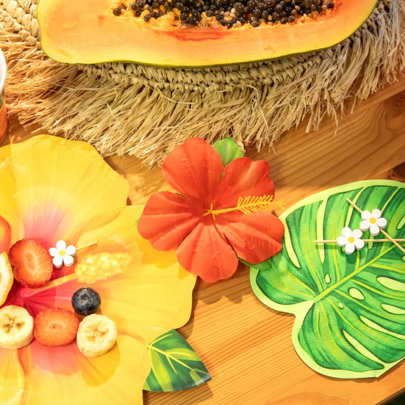 hawajskie-kwiaty-dekoracyjne-kolorowe-sceneria.jpg