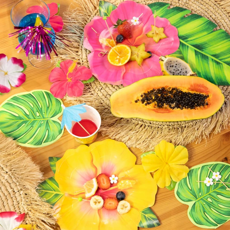 talerzyki-papierowe-tropikalne-kwiaty-kolorowe-aloha-sceneria.jpg