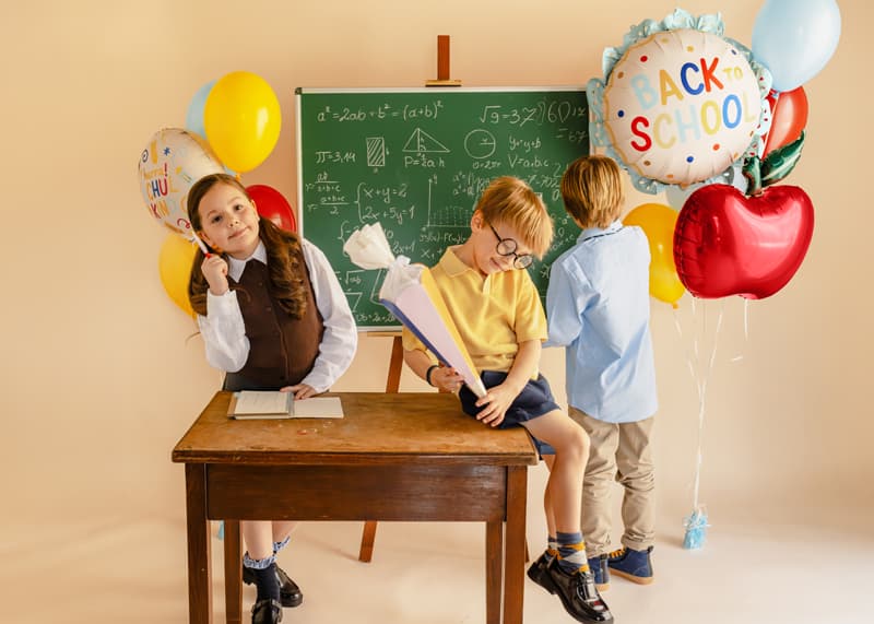 balon-foliowy-back-to-school-powrot-do-szkoly-sceneria.jpg