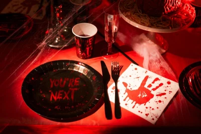 talerzyki-youre-next-halloween.jpg