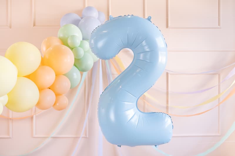 balon-foliowy-cyfra-2-jasny-niebieski.jpg