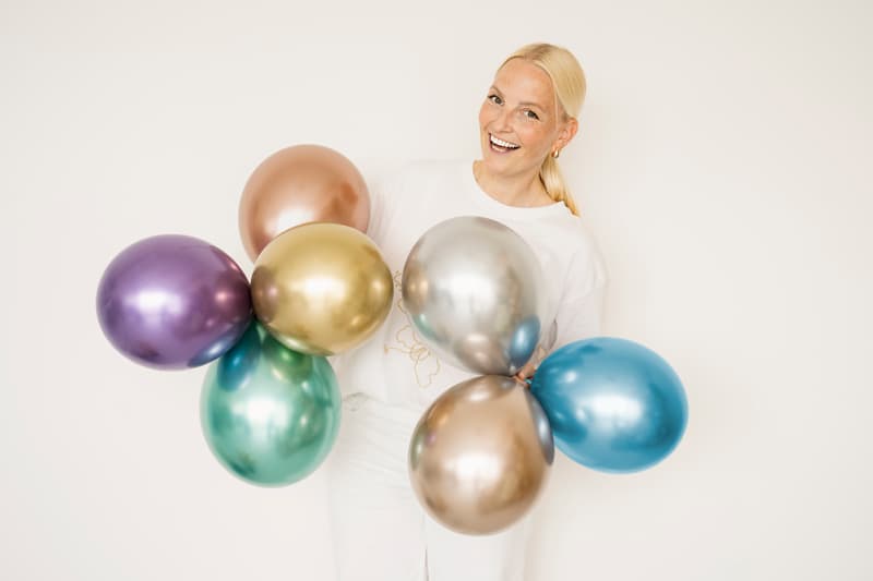 balon-glossy-niebieski-12cm.jpg