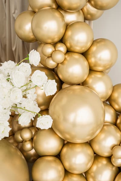 balony-metaliczne-glossy-zlote-girlanda.jpg