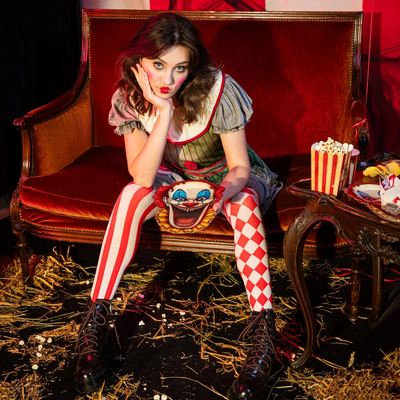 talerzyki-papierowe-halloween-freak-show-klaun-6szt.jpg