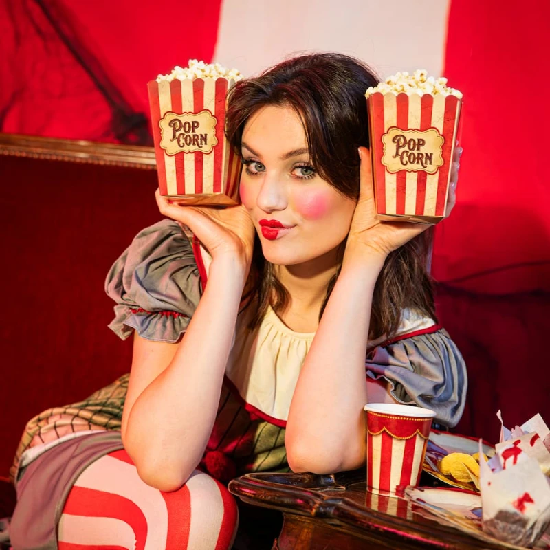 pudelka-na-przekaski-chipsy-popcorn-halloween-freak-show-6-sztuk.jpg