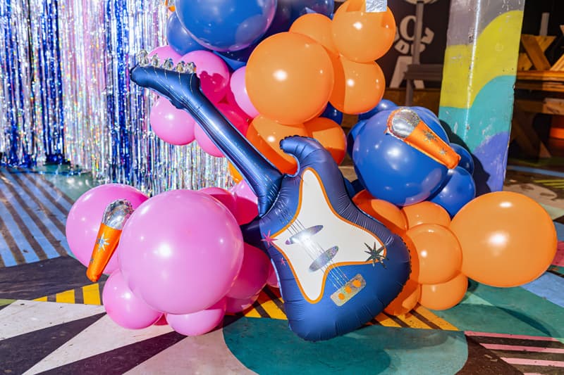 balony-foliowe-do-girland-mikrofon-pomaranczowy.jpg