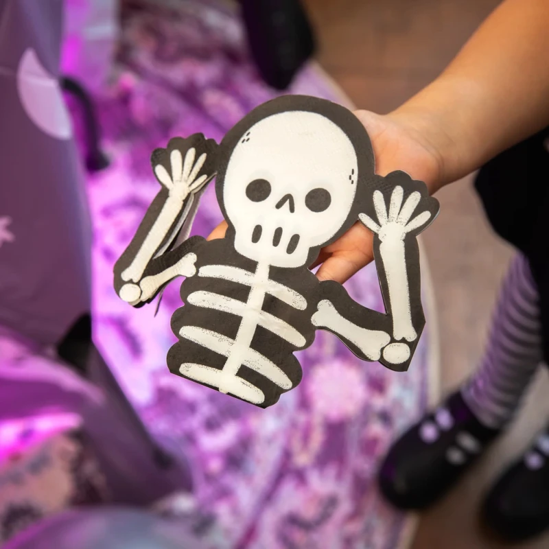serwetki-papierowe-na-halloween-spooky-friends.jpg
