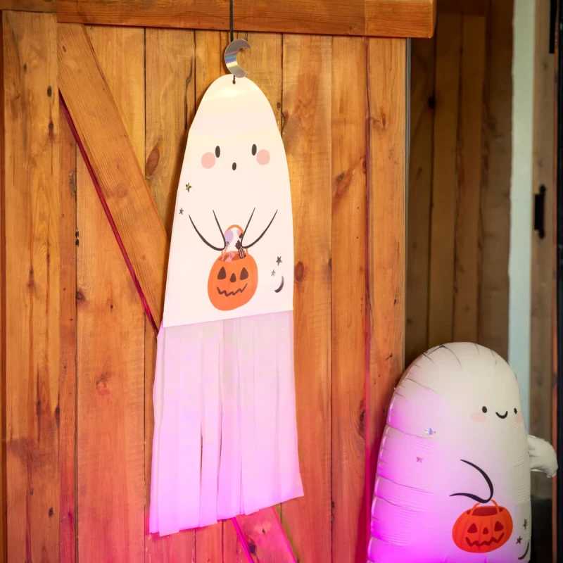 dekoracja-wiszaca-duszek-na-halloween-spooky-friends.jpg