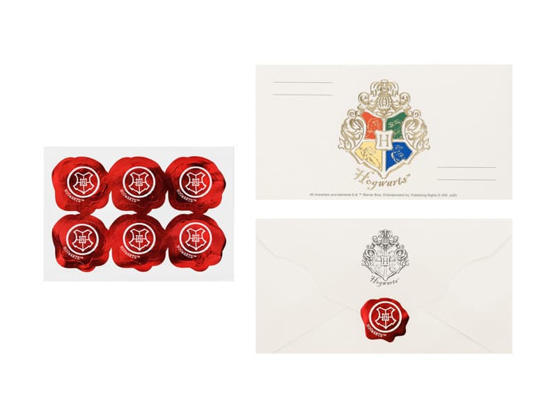 zaproszenia-urodzinowe-harry-potter-z-kopertami-herb-hogwartu-6szt.jpg