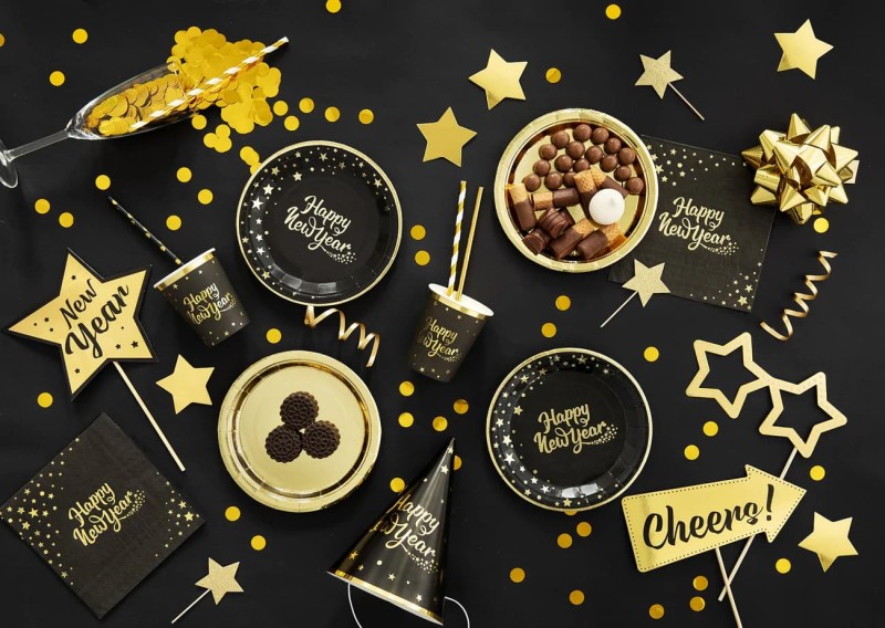 talerzyki-papierowe-happy-new-year-czarno-zlote.jpg