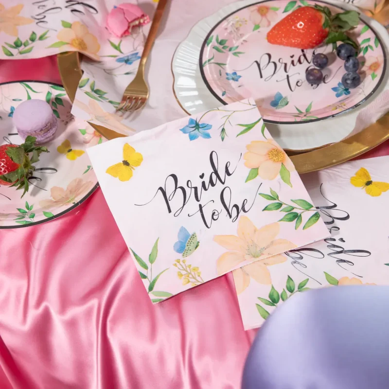 serwetka-bride-to-be-kwiaty-wieczor-panienski-2.webp